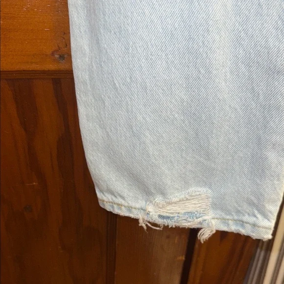 Levi's Women’s 501 Skinny Light Denim Jeans - Picture 12 of 13